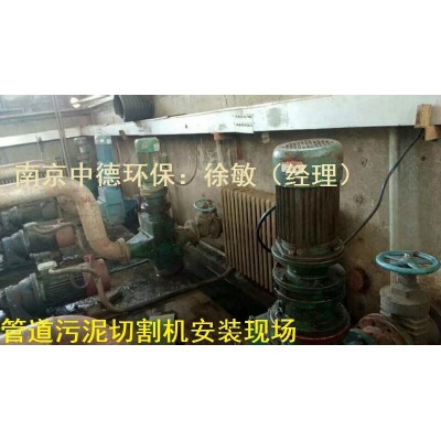 污泥切割機(jī)刀片及電機(jī)減速機(jī)圖片；P